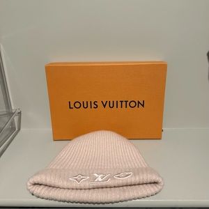 Louis Vuitton Beige Knit Beanie